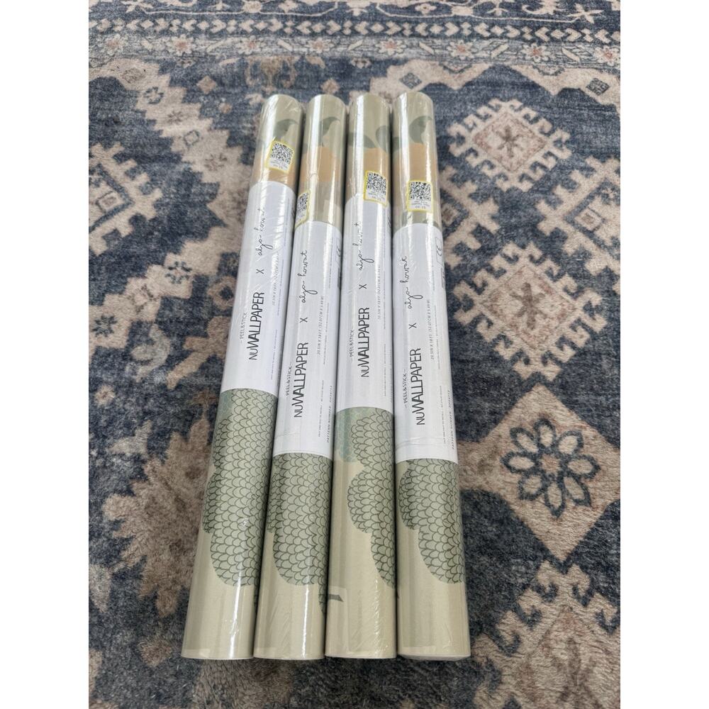 NuWallpaper x Aja Horvat Peel & Stick Wallpaper Green Scallop LOT of 4 Rolls